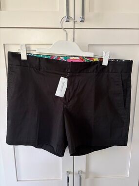 NEW Banana Republic Black “Short” Shorts Size 14